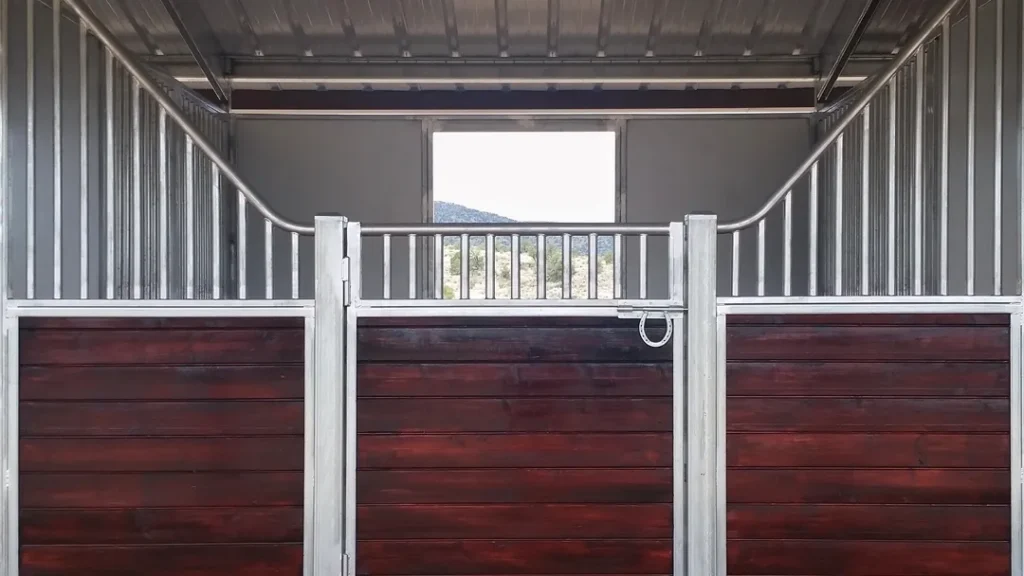7 Benefits of Shedrow Barns by Coffman Barns Project Image
